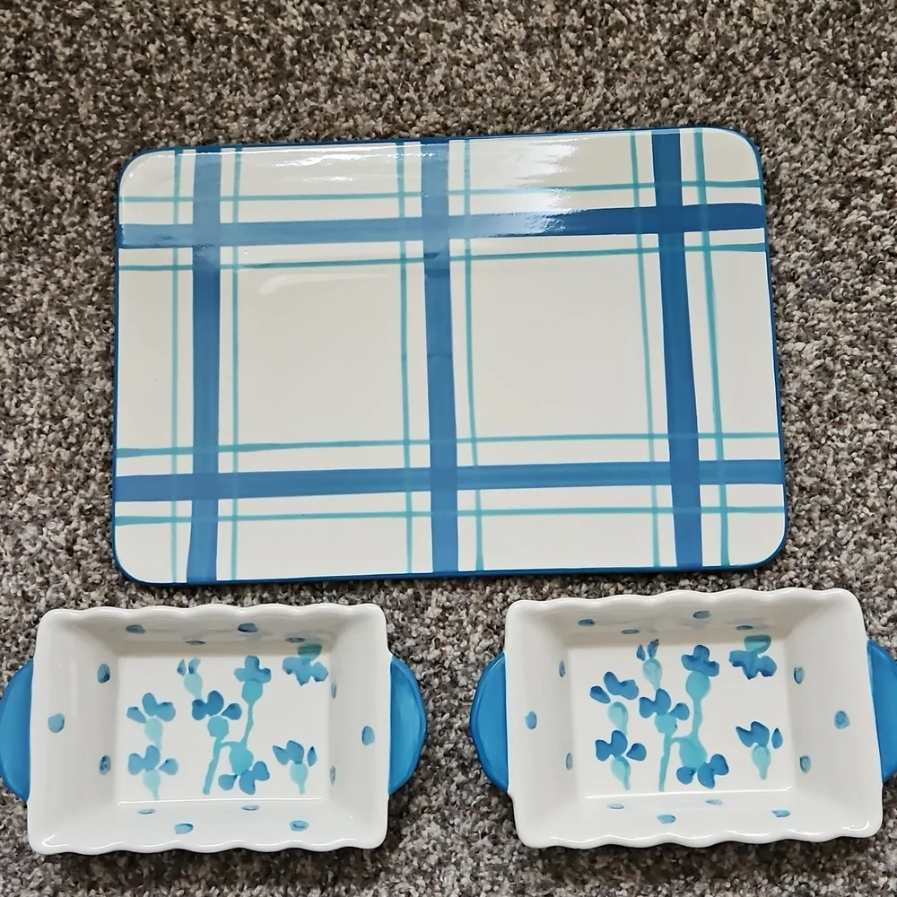 Ramekin Dip Set & Serving Dish 3 Piece Set  Love & Daisies NWOT